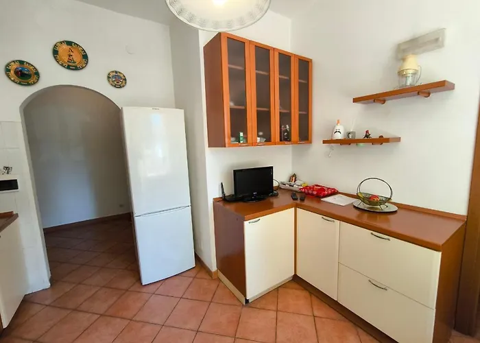 Lejlighed Casa Marechiaro Con Parcheggio Incluso E Giardino